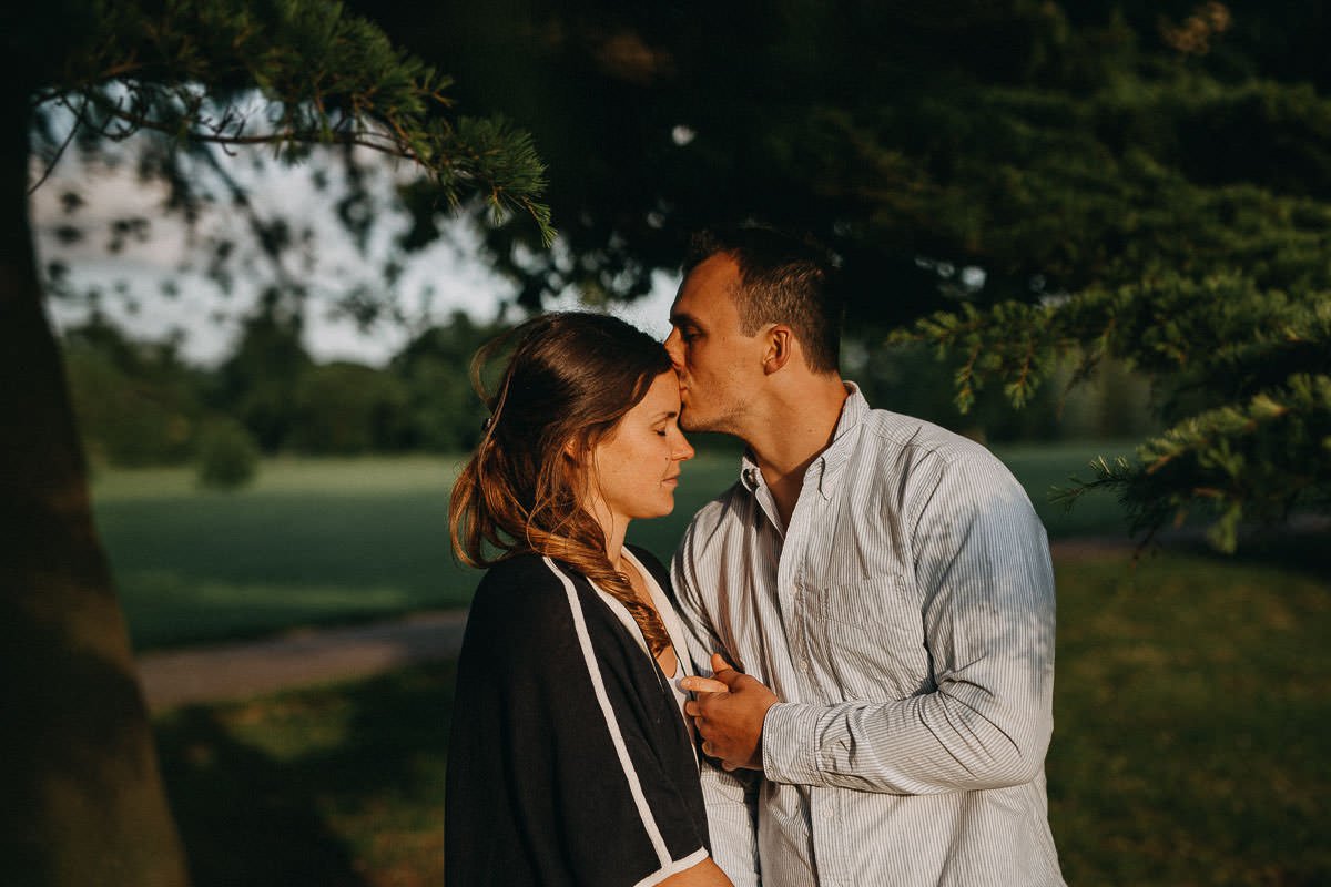 Engagement photos in Richmond Park